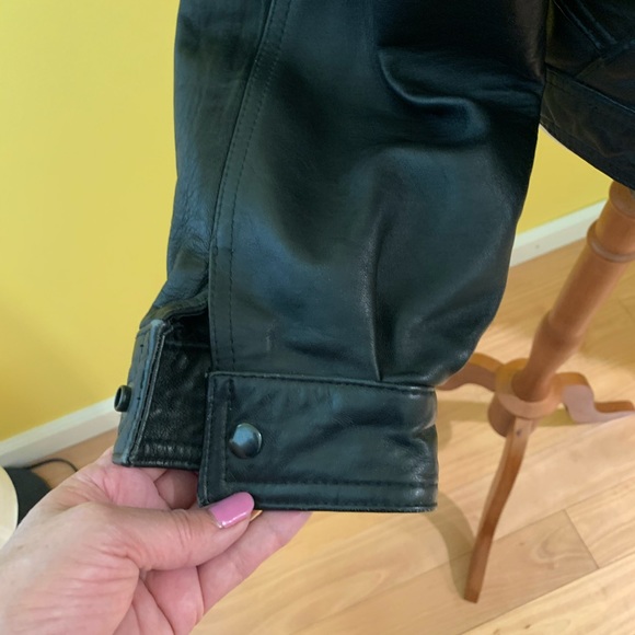 Vintage Micheal Hoban North Beach Leather jacket - Picture 4 of 10